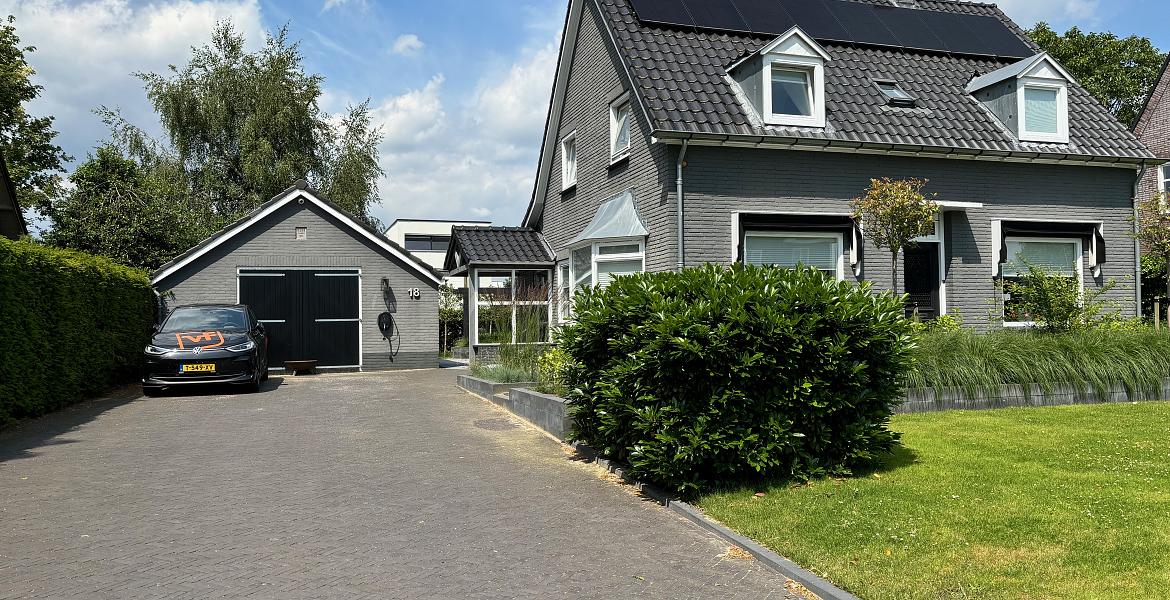 Stijlvolle harmonie van zwart en donker grijs