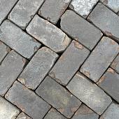 Oude gebakken keiformaten Leek (op pallets)