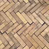 Oude gebakken waalformaten Geel Noord (op pallets)