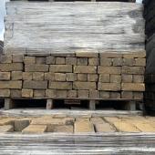 Oude gebakken Dikformaten Geel (op pallets)
