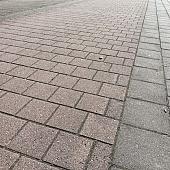 Gebruikte betonklinkers, 21x21x8 cm rood (op pallets)
