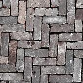 Oude gebakken dikformaten Strang (op pallets)