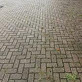 Gebruikte betonklinkers 21x10,5x8 cm Rood/Paars Doetinchem