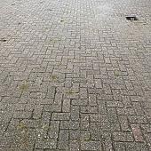 Gebruikte betonklinkers 21x10,5x8 cm Rood/Paars Doetinchem