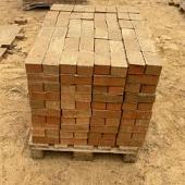 Oude gebakken keiformaten Vianen (op pallets)