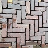 Oude gebakken dikformaten Berlijn (op pallets)