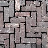 Oude gebakken dikformaten Berlijn (op pallets)