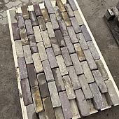 Oude gebakken dikformaten Deventer genuanceerd (op pallets)