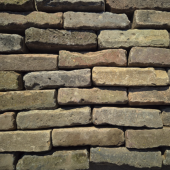 Oude gebakken waalformaten Bergh (op pallets)