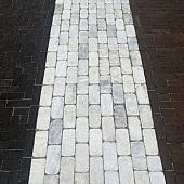 Gebruikte marmeren straatstenen, 20x10x5 cm (op pallets)
