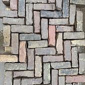 Oude gebakken dikformaten Kekerdom (op pallets)