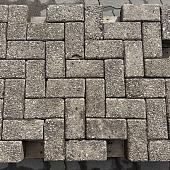 Gebruikte betonklinkers, 22x11x7 cm paars, type Lobith, (op pallets)