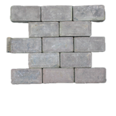 Oude gebakken keiformaten Veldhunten (op pallets)