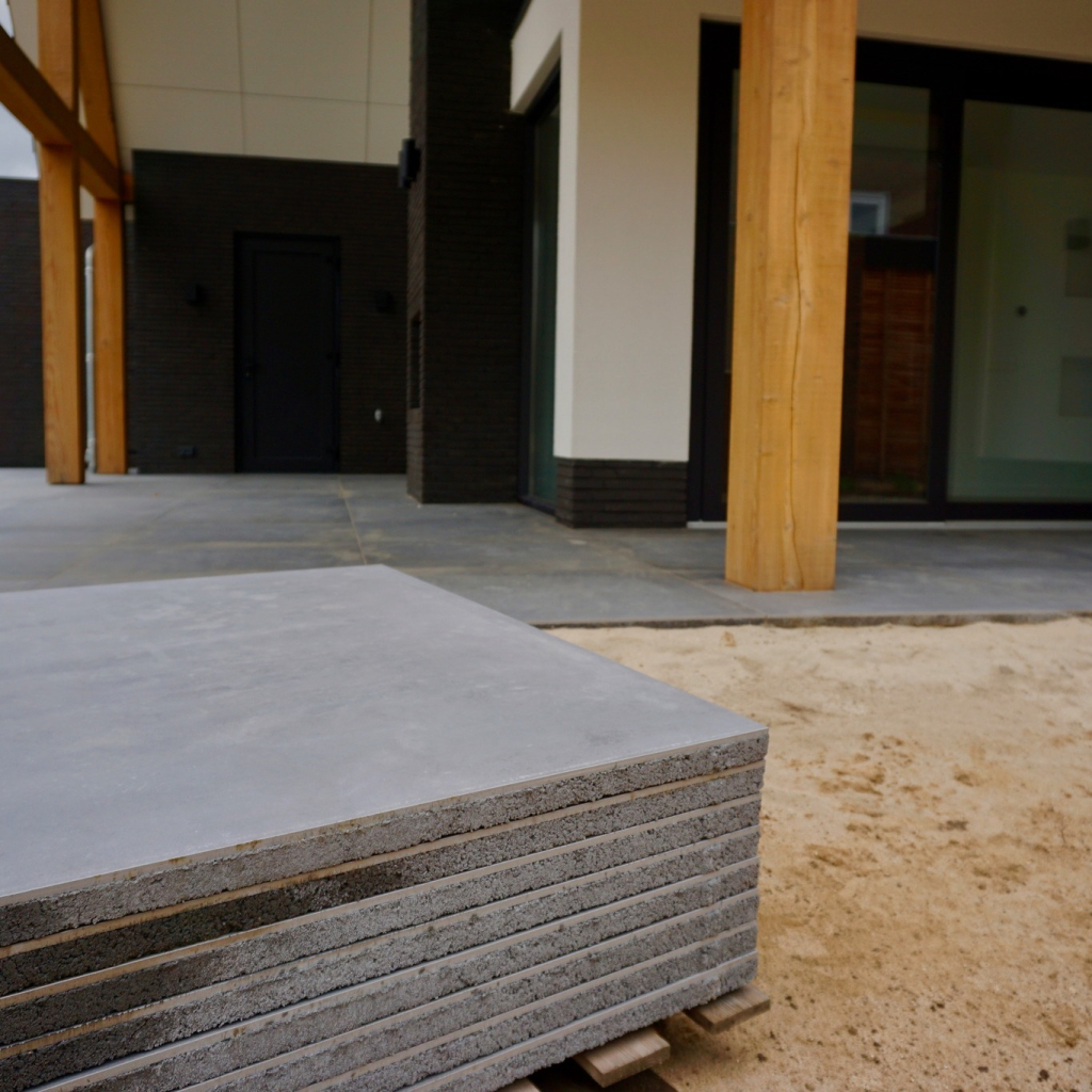 Keramische tegel met betonlaag voor oprit, tuin en terras