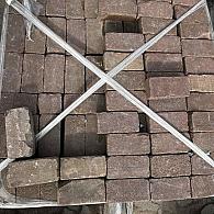 Partij 57: Oude gebakken Dikformaten rood (op pallets)