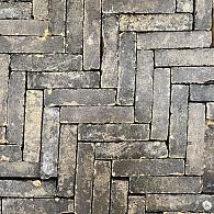 Oude gebakken waalformaten Geel Bunschoten (op pallets)
