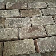 Oude gebakken keiformaten Zuidspoor (op pallets)