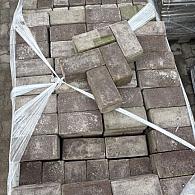 Nieuwe gebakken Keiformaten bruin (op pallets)