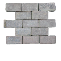 Oude gebakken keiformaten Veldhunten (op pallets)