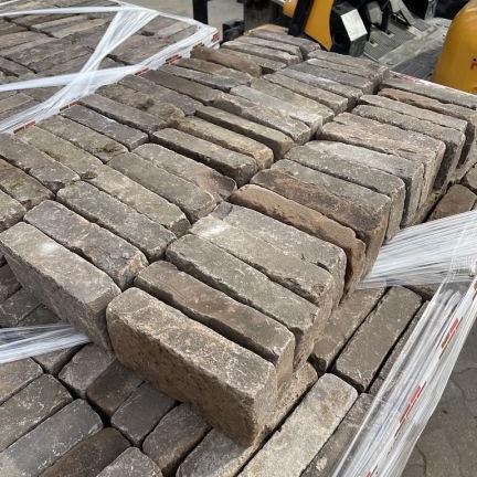 Oude gebakken rijnformaten Drempt (op pallets)