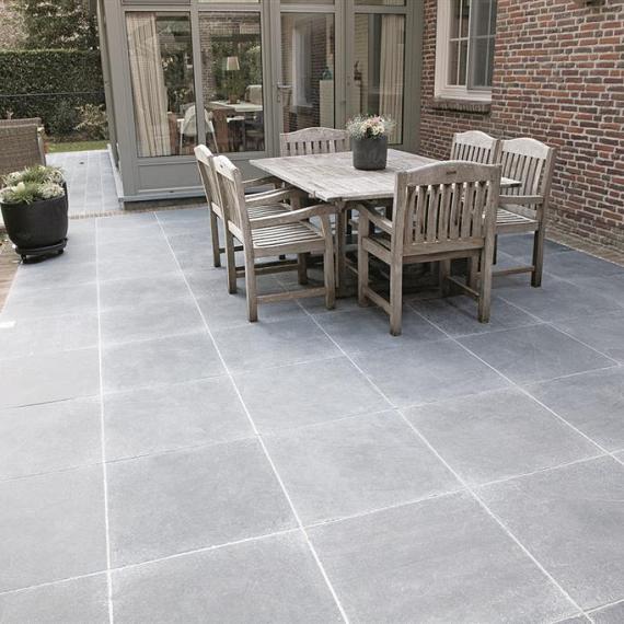 RUSTICO 50X50X2,5 VERZOET-GEVIBREERD