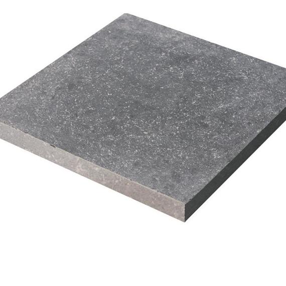 RUSTICO 50X50X2,5 VERZOET-GEVIBREERD