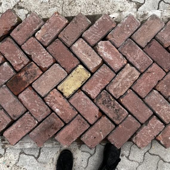 Oude gebakken keiformaten Doetinchem (op pallets)