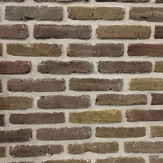 Oude gebakken waalformaten Gevelsteen Oss (op pallets)