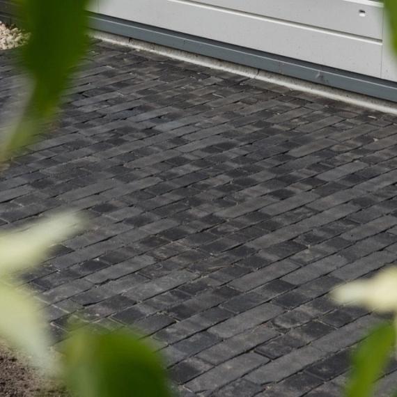 DF60 Lucca Antica gebakken dikformaat zwart zilverzand
