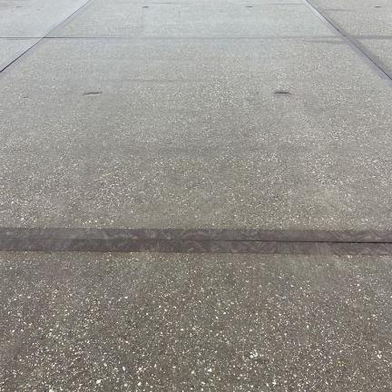 Gebruikte Stelconplaat 200x200x14 met hoeklijn A- Keus