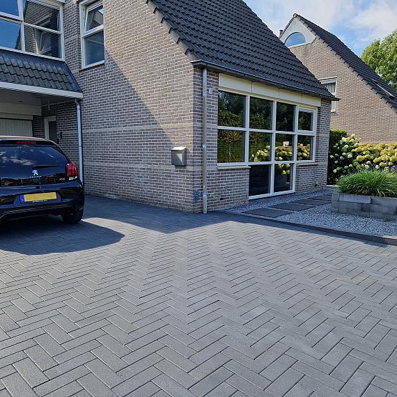 Nature top longstone 31,5x10,5x7 cm black