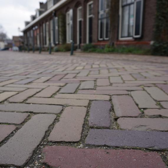 Oude gebakken dikformaten Bylands brons genuanceerd (losgestort)