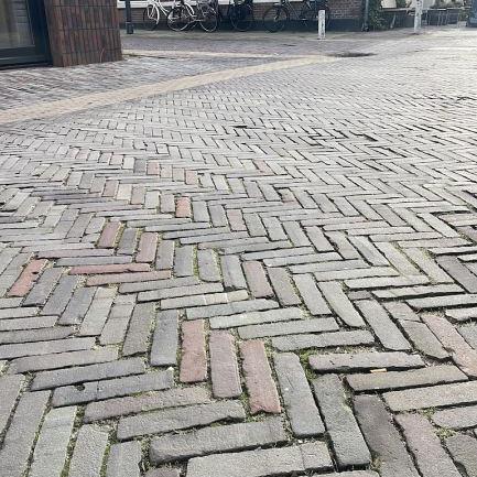 Oude gebakken waalformaten Leiden (op pallets)