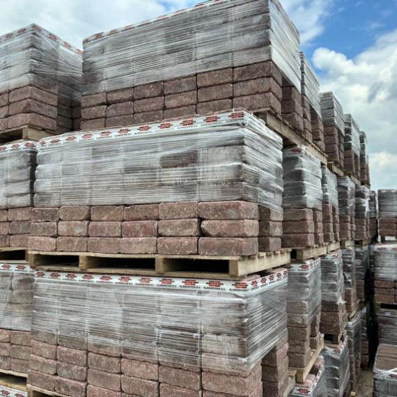 Gebruikte dubbelklinkers, 21x21x8 cm heide rood (op pallets)