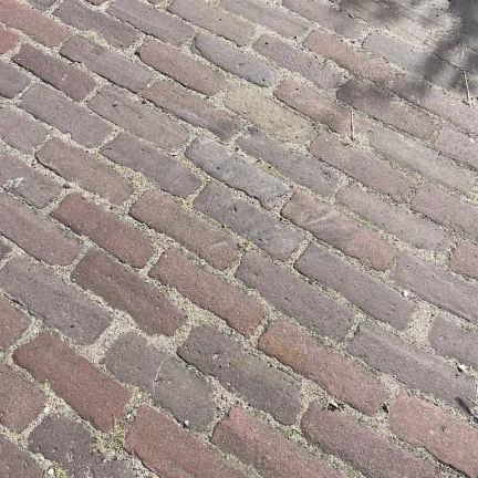 Oude gebakken dikformaten Rood Paars (op pallets)