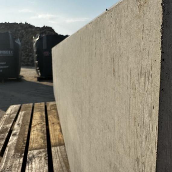Profi- Keerwand grijs 55 cm hoog, 199 cm Lang, ca.39-45 cm voet