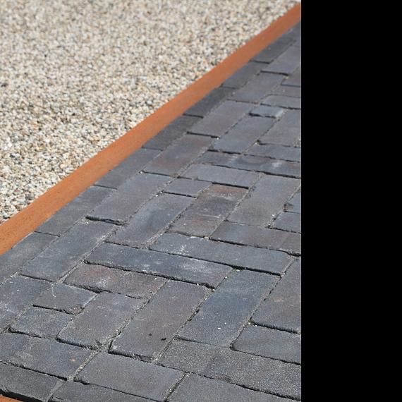 U-profiel ongelijkzijdig opsluitband 5cm corten 220x5,1x20,8x5,4