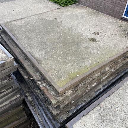 Gebruikte betonplaat 190x120x10 met hoeklijn B Keus