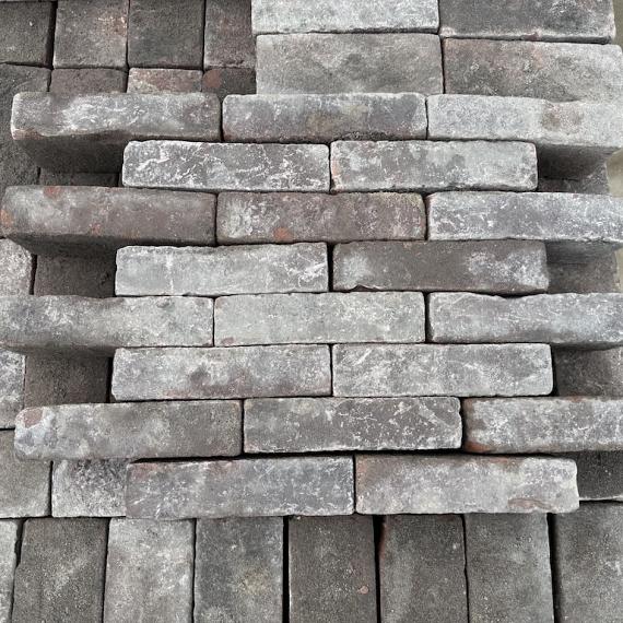 Oude gebakken waalformaten Rood-Paars (op pallets)