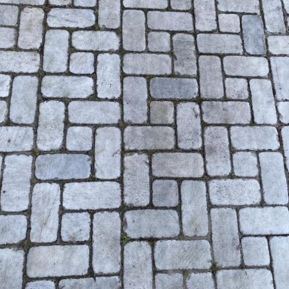 Gebruikte marmeren straatstenen, 20x10x en 10x10x5, losgestort