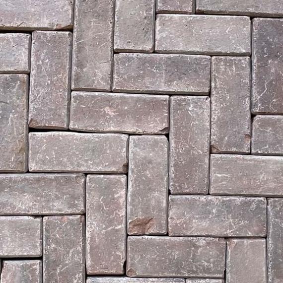 Oude gebakken dikformaat München (op pallets)