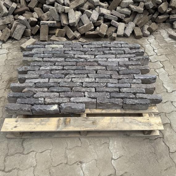 Oude gebakken waalformaten bruin rood (op pallets)