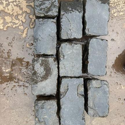 Basalt 20x16/14 gebruikt (losgestort)