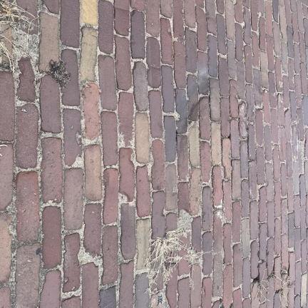 Oude gebakken Dikformaten Bredevoort (op pallets)