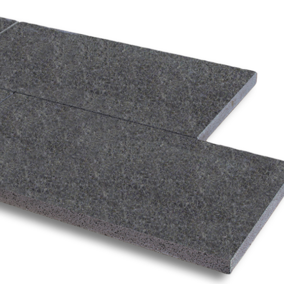 Gabbro tegel 80x80x3 cm rustiek