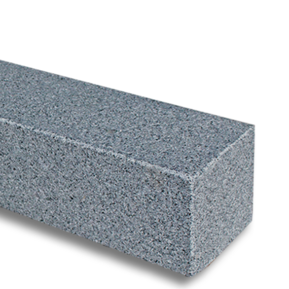 Graniet stapelblokken 12x12x100 cm gezaagd, gevlamd met facet