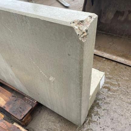 Profi- Keerwand grijs 80 cm hoog, 199 cm Lang, ca.49-55 cm voet B-keus