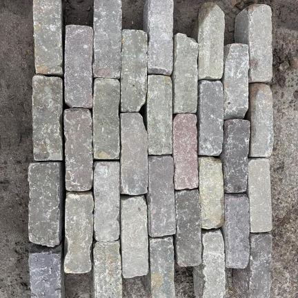 Oude gebakken dikformaten Vlissingen Oker (op pallets)