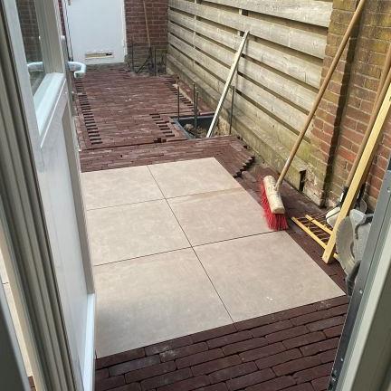 UWF60 Rivaton bezand Getrommeld