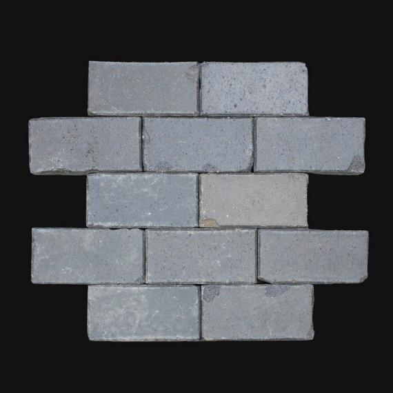 Oude gebakken keiformaten Nimma (op pallets)